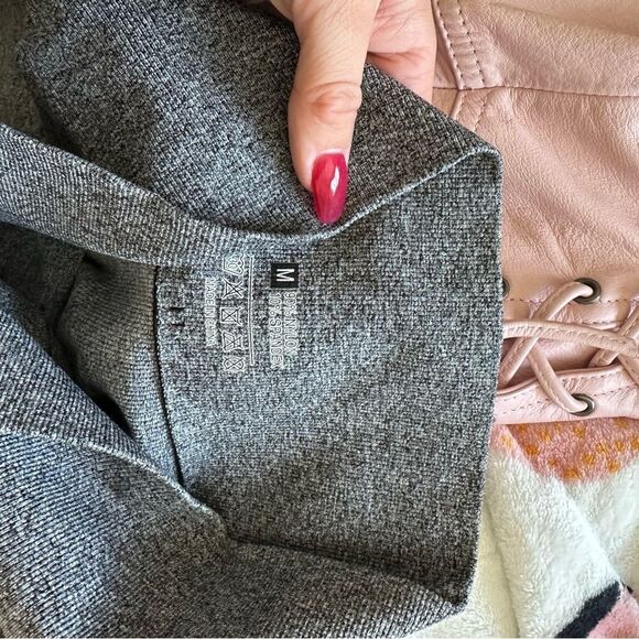 Gray short biker shorts - Picture 7 of 7